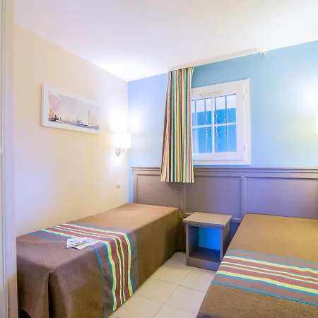 Apartment Les Marines-36 By Interhome